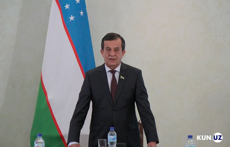 Сенатор: «Муаммо ечимига қаратилган илмий ишлар учун имтиёзлар жорий қилиниши керак»