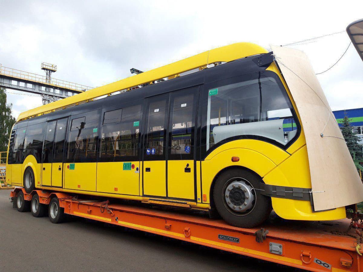 Toshkentga elektrobus olib kelindi. U qisqa masofali yo‘nalishlardan biriga biriktiriladi