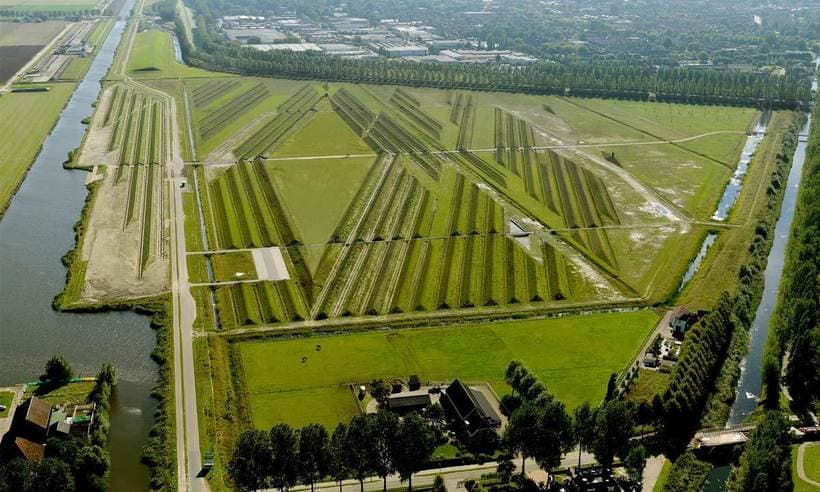 Amsterdam aeroportida sun'iy adirliklar yordamida shovqinga qarshi to‘siq o‘rnatildi