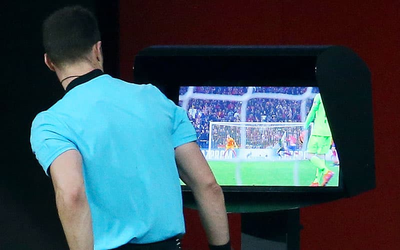 Стали известны сроки внедрения системы VAR в Суперлиге Узбекистана