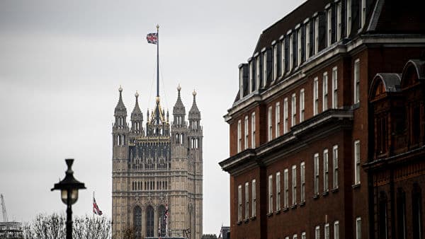 Британия парламенти Brexit’нинг сурилиши учун овоз берди