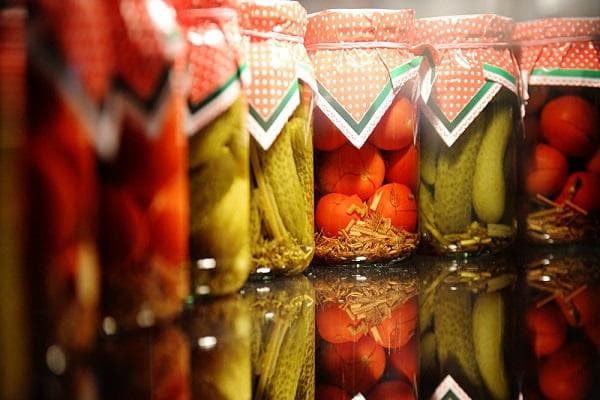 Kompot qishgacha «otmasligi» uchun nima qilish kerak?