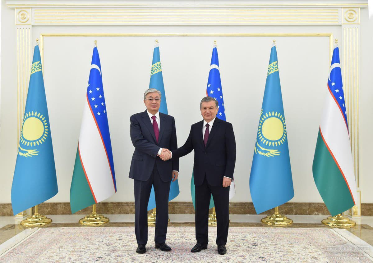 Shavkat Mirziyoyev va Qasim-Jomart Toqayev tor doirada uchrashuv o‘tkazdi