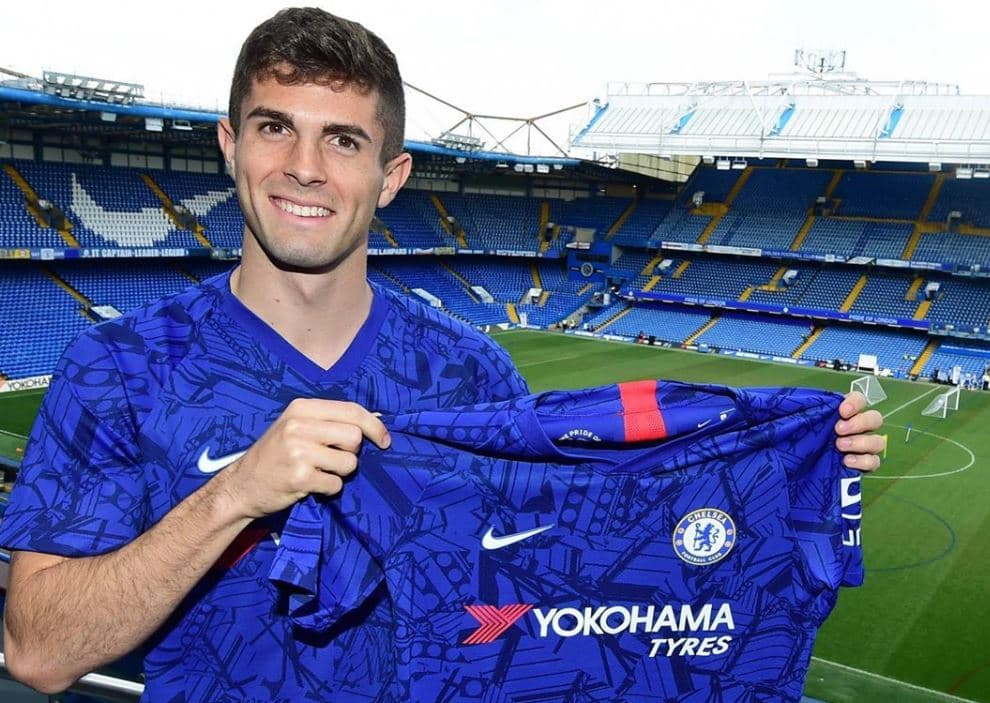 «Chelsi» ilk transferini tanishtirdi