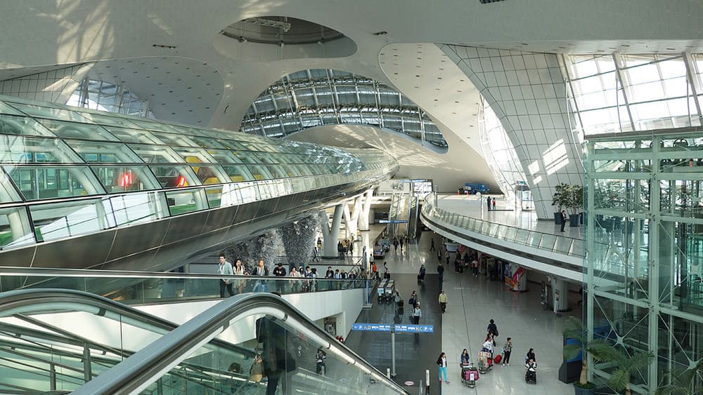 O‘zbekistonlik shaxs aeroportdagi ventilyatsion shaxta orqali Koreya hududiga kirishga urindi