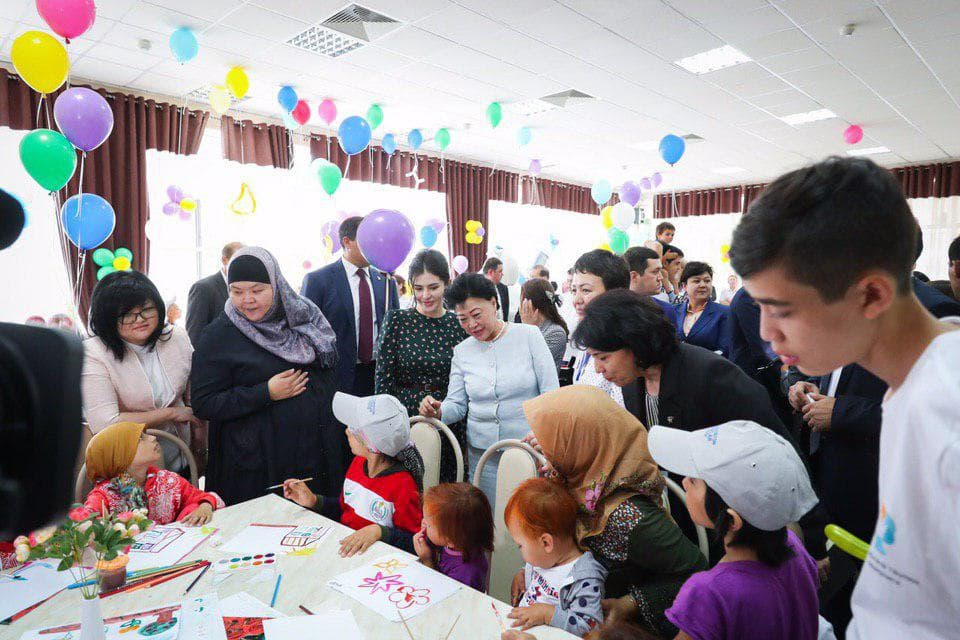 Maktabgacha ta'lim vazirligi Suriyadan qaytgan bolalar uchun bayram uyushtirdi