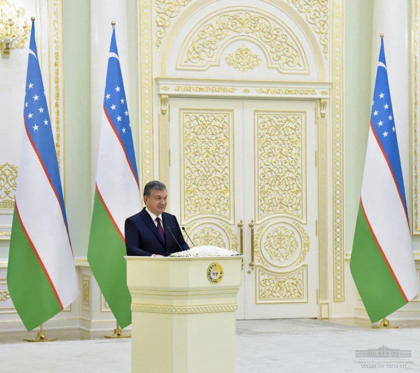 Президент хорижий давлатлар элчиларидан ишонч ёрлиқларини қабул қилди