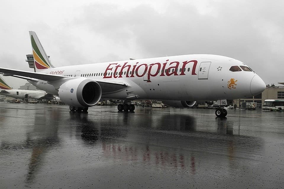 Efiopiyada qulagan Boeing 737 Max uchuvchisi parvozdagi muammolar haqida xabar qilgan