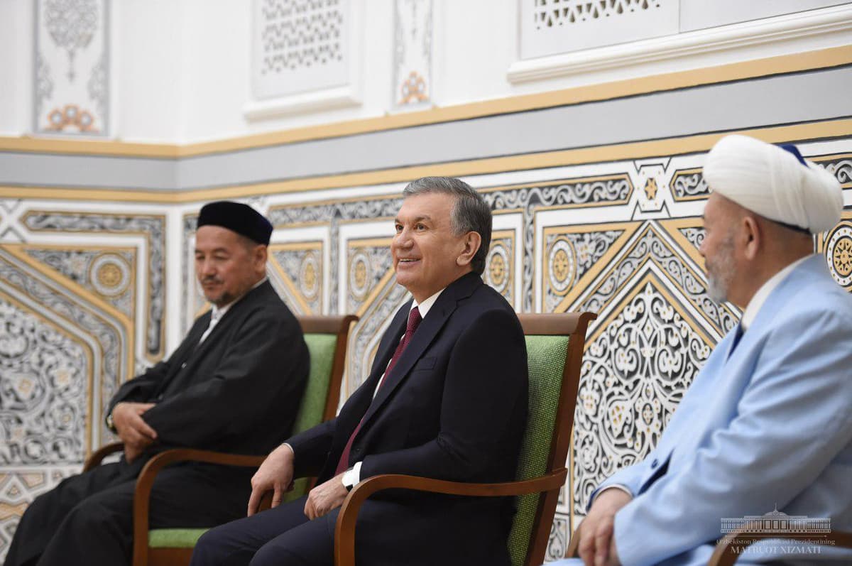 Mirziyoyev: «Islom - nur ekanini odamlar tarbiyasiga singdira olmadik. Fojiamiz shunda»