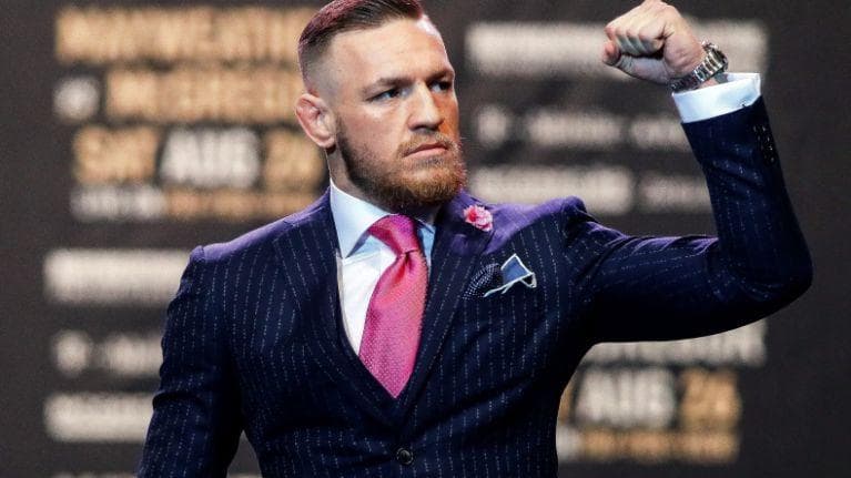 Макгрегор қайтмоқда: у UFC афсонасига қарши жанг ўтказади