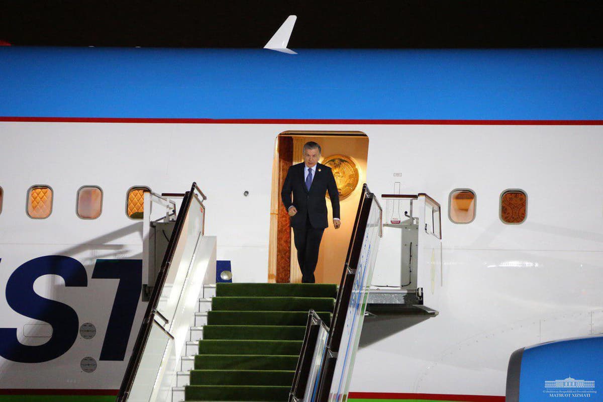 Shavkat Mirziyoyev Xitoyga tashrifini yakunlab, Toshkentga qaytib keldi