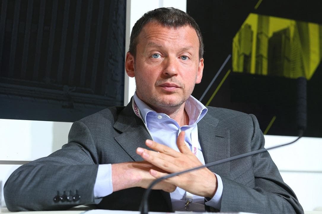 Forbes: rossiyalik milliarder garov o‘ynab bir million dollar yutqazib qo‘ydi 