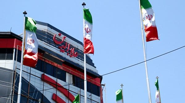 Eron Britaniya tankerini ushlaganidan so‘ng «turli ssenariylar»ga tayyorligini bildirdi