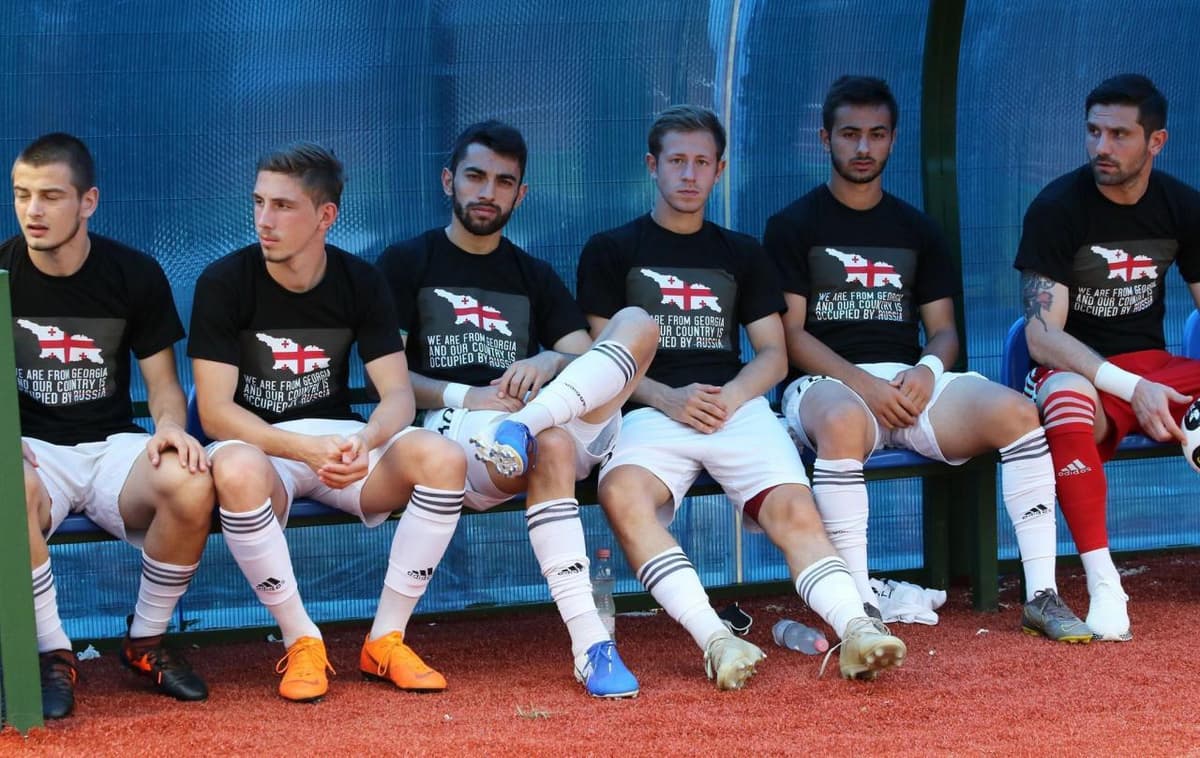 UYeFA Rossiyaga qarshi futbolkalar uchun Gruziyaga nisbatan ish ochmasligini bildirdi