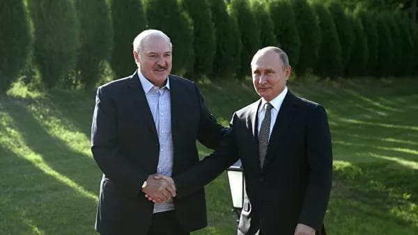 Лукашенко Польшага Путин таклиф қилинмагани сабабли бормасликка қарор қилди – ОАВ