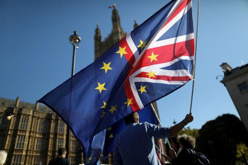 Brexit’ni bekor qilish to‘g‘risidagi petitsiyani 900 mingga yaqin britaniyalik imzoladi