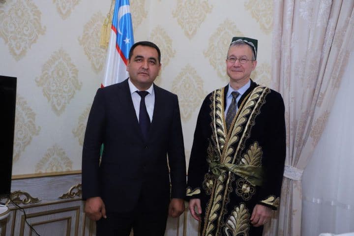 AQSh elchisi Namangan viloyatiga bordi