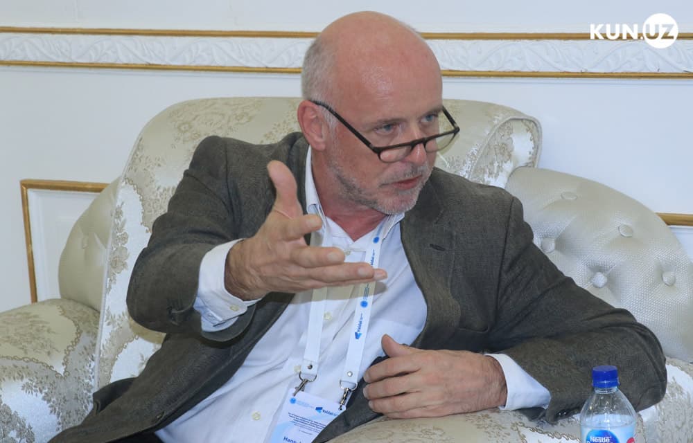 «Ikkita doim bittadan yaxshi» - Yevropalik ekspert Xitoy va Rossiyaning mintaqadagi gegemonligi haqida