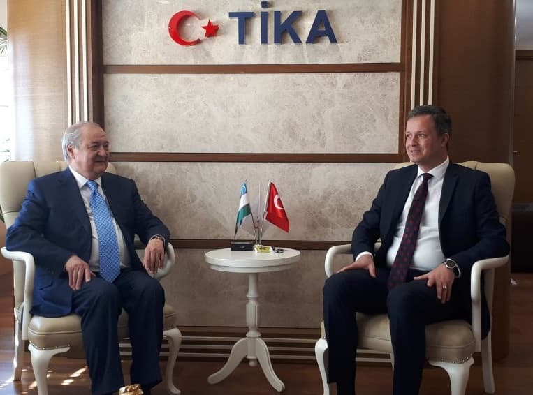 Abdulaziz Komilov TIKA raisi bilan uchrashdi