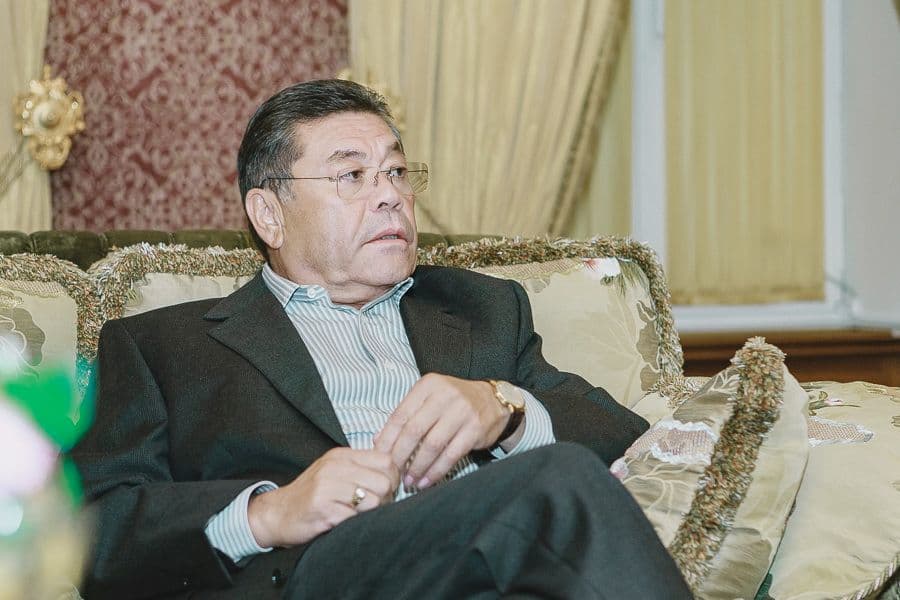 Milliarder Fattoh Shodiyev Sirdaryo viloyatiga 40 mlrd so‘m ajratyapti 