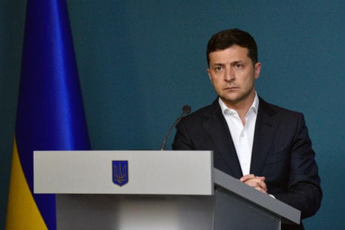 Zelenskiy rossiyaliklarga Ukraina fuqaroligini berish jarayonini soddalashtirish bo‘yicha topshiriq berdi