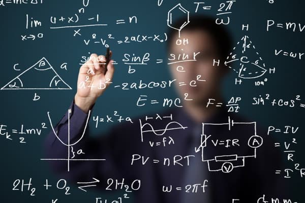 Школа-интернат Каракульского района получила статус «Международной школы математики»