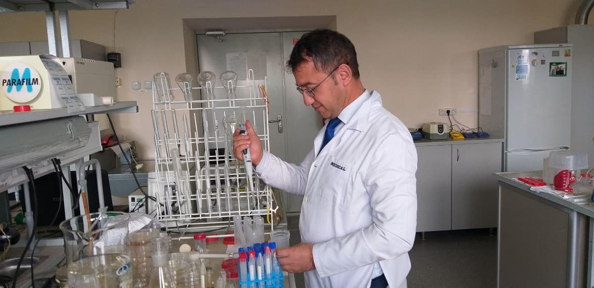 O‘zbekistonlik yosh olim onkologik kasalliklarga qarshi selen nanozarrali preparat ustida ishlamoqda