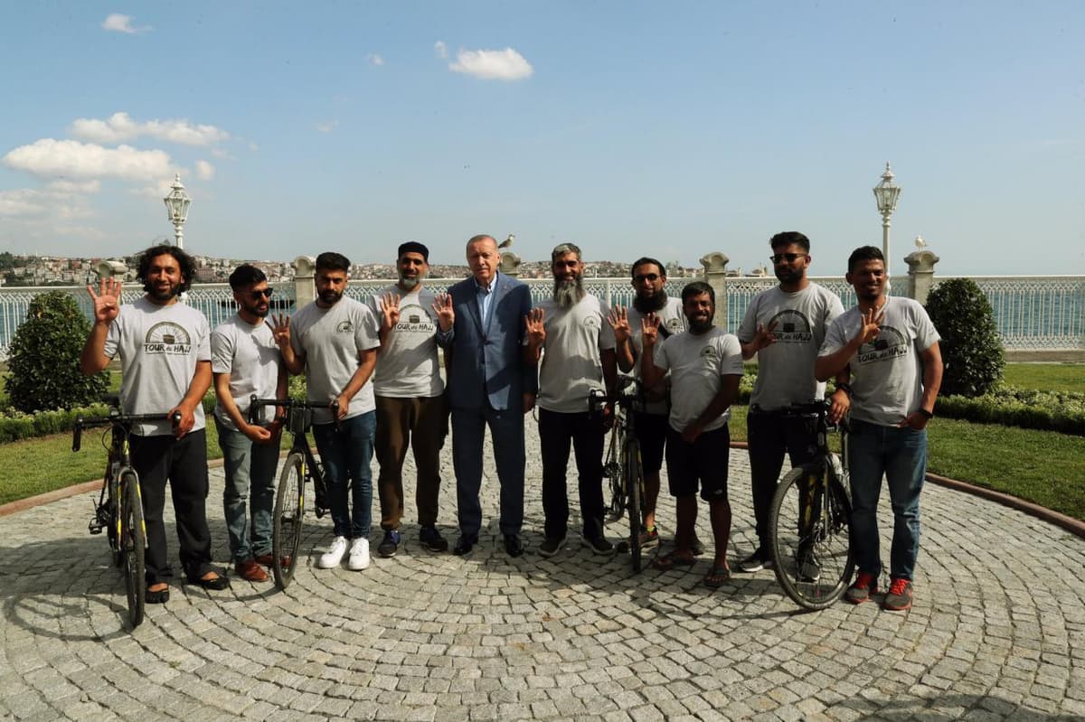 Musulmonlar velosipedlarda Hajga yo‘l olishdi