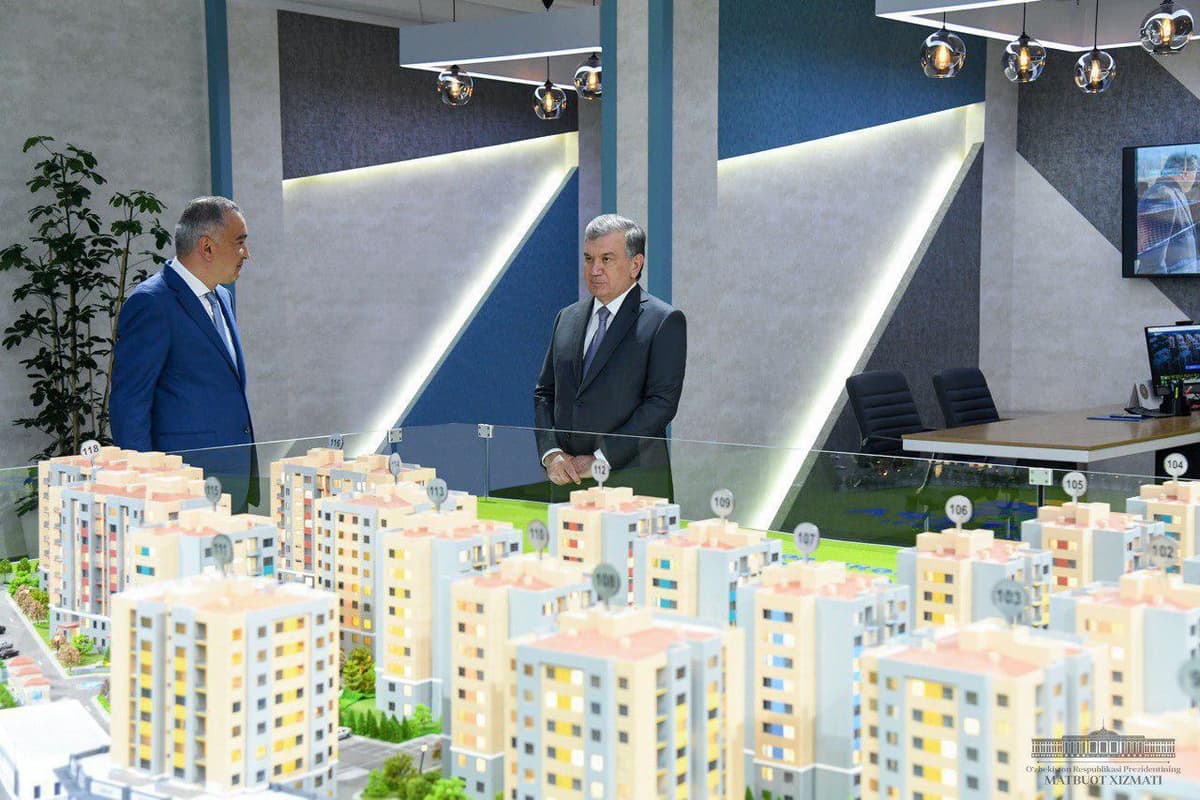 Mirziyoyev Bog‘iston ko‘chasidagi yangi uylarni borib ko‘rdi