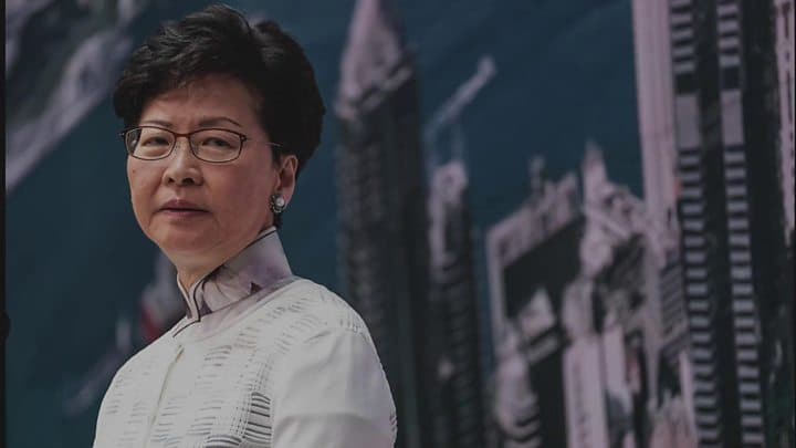 Pekin Hongkong rahbarini almashtirishni rejalashtirmoqda - Financial Times