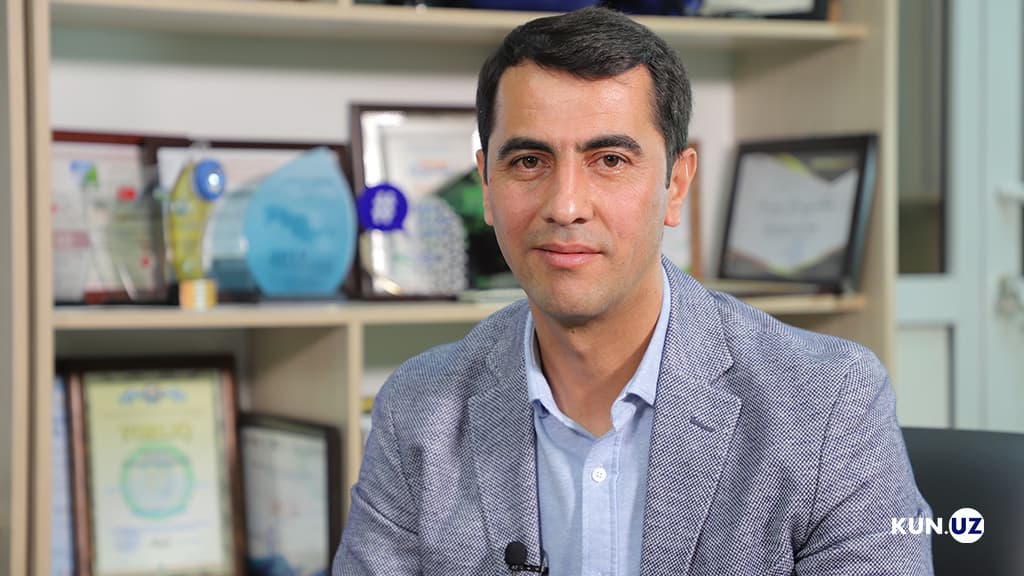 Ser Aleksning maqtovi, Mundialdagi ilk o‘yin va hakamlikning butun millat kayfiyatiga ta'sir qilishi haqida Ravshan Ermatov bilan suhbat