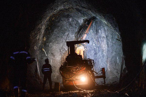 Rossiyada ish haqi eng yuqori bo‘lgan sohalar ma'lum qilindi