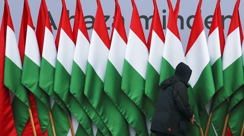 Noqonuniy muhojirlar Serbiyadan Vengriyaga o‘tish uchun tunnellar qazishgani aniqlandi