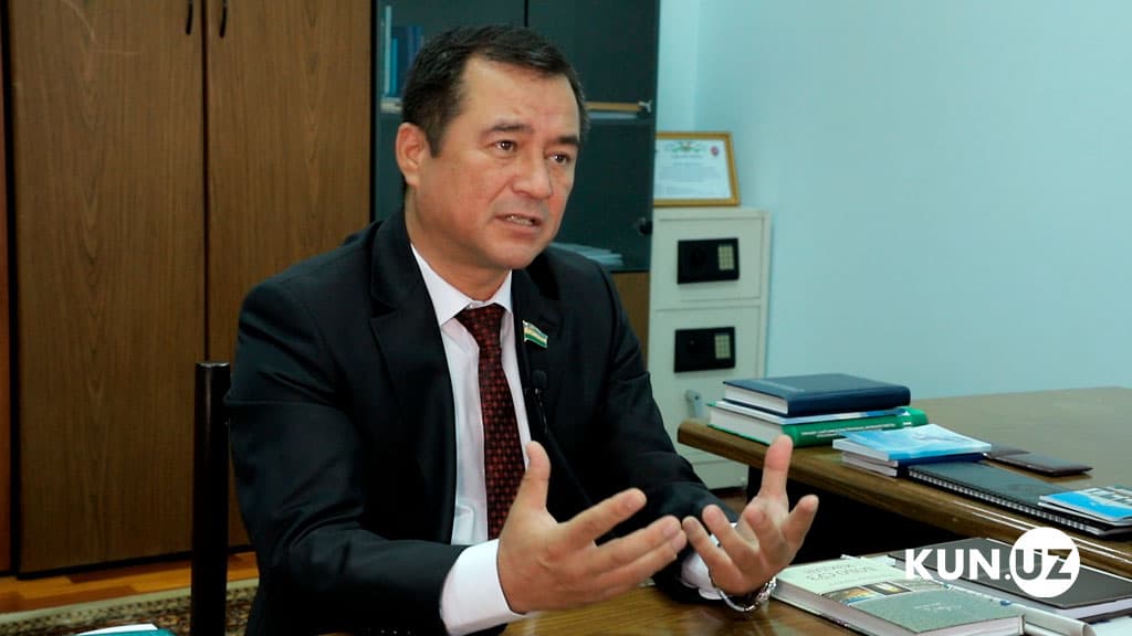 «Puldan ko‘ylak tikishlar, to‘yxonaga ot yetaklab kirishlarga chidab bo‘lmaydi» - Iqbol Mirzo bilan yangi qaror bo‘yicha suhbat