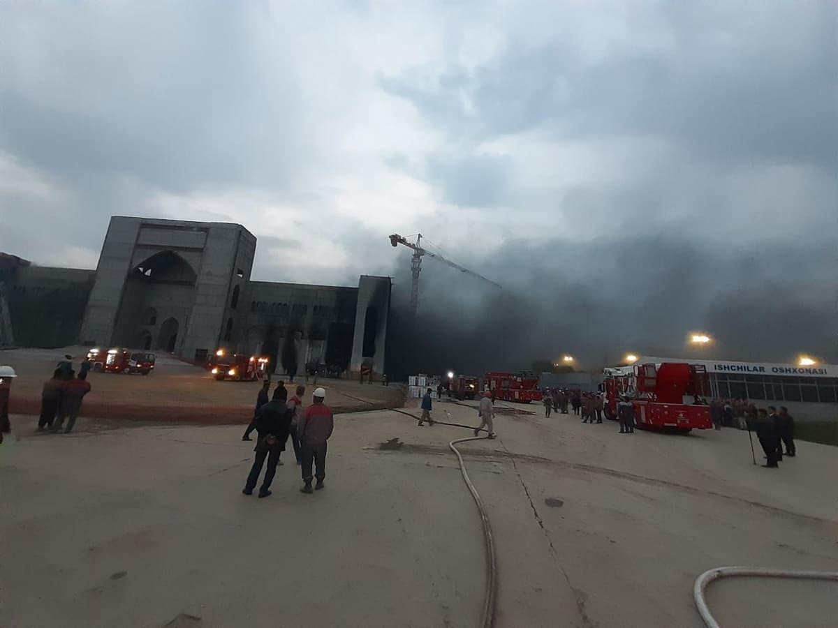 Toshkentda yangi qurilayotgan Islom sivilizatsiyasi markazi hududida yirik yong‘in sodir bo‘ldi