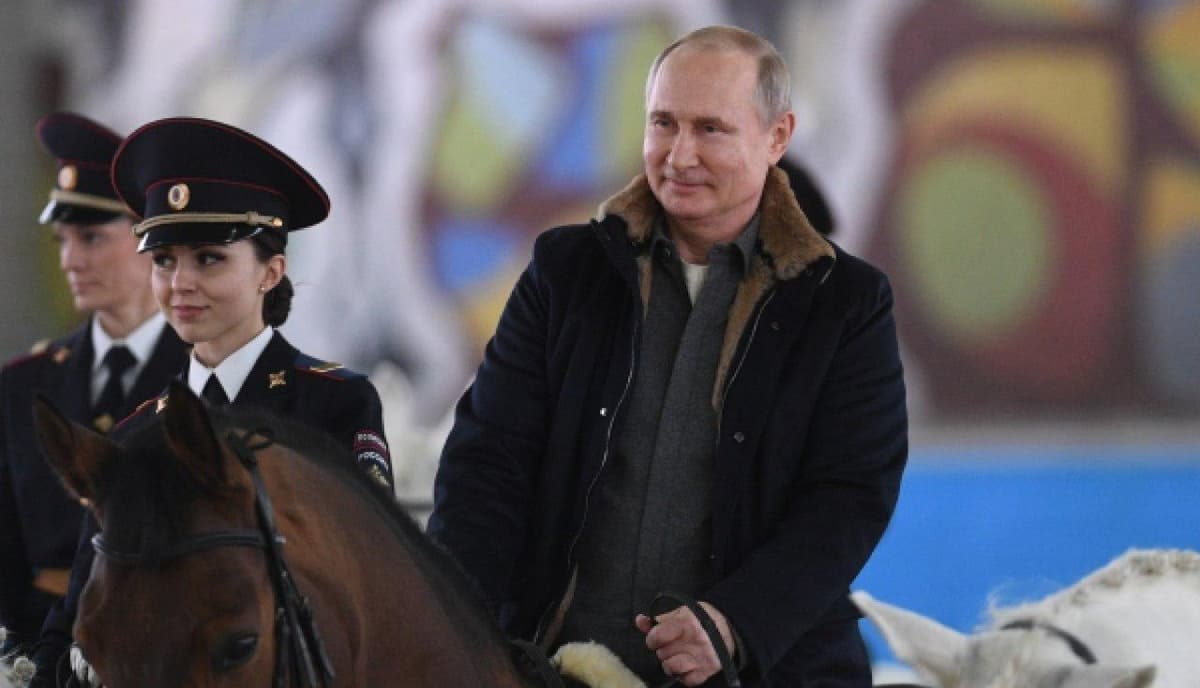 Putinning reytingi oxirgi 13 yilda eng minimal darajaga tushib ketdi