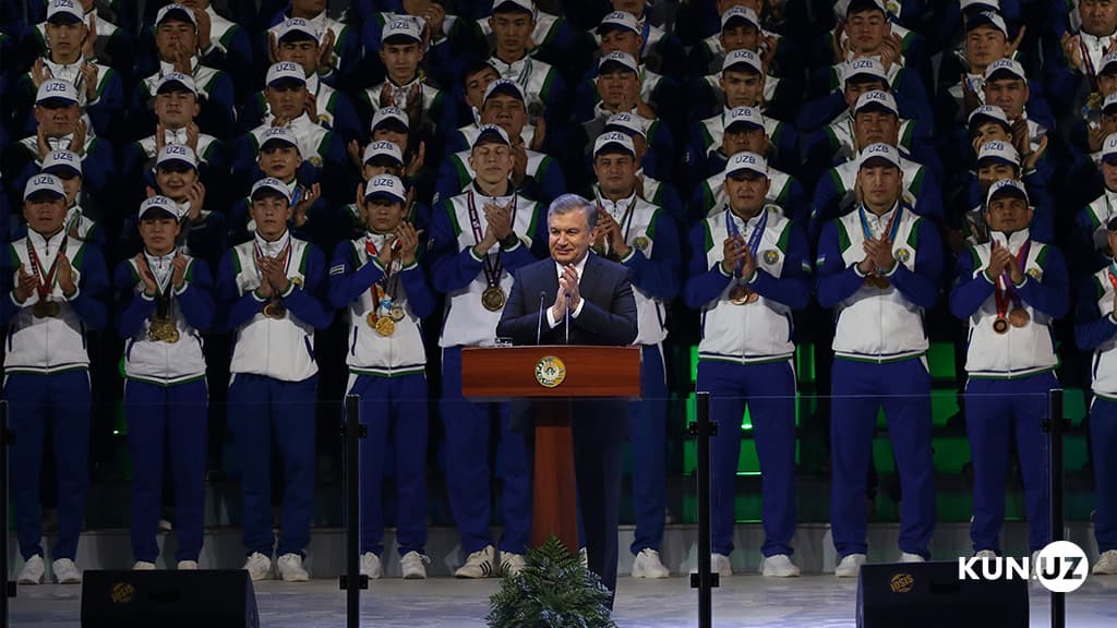 Foto: Shavkat Mirziyoyev «Humo Arena» muz saroyining ochilish marosimida ishtirok etdi