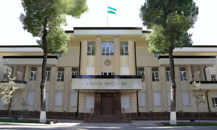 Adliya organlari binolarida audio-video yozish moslamalaridan foydalanishga ruxsat berildi