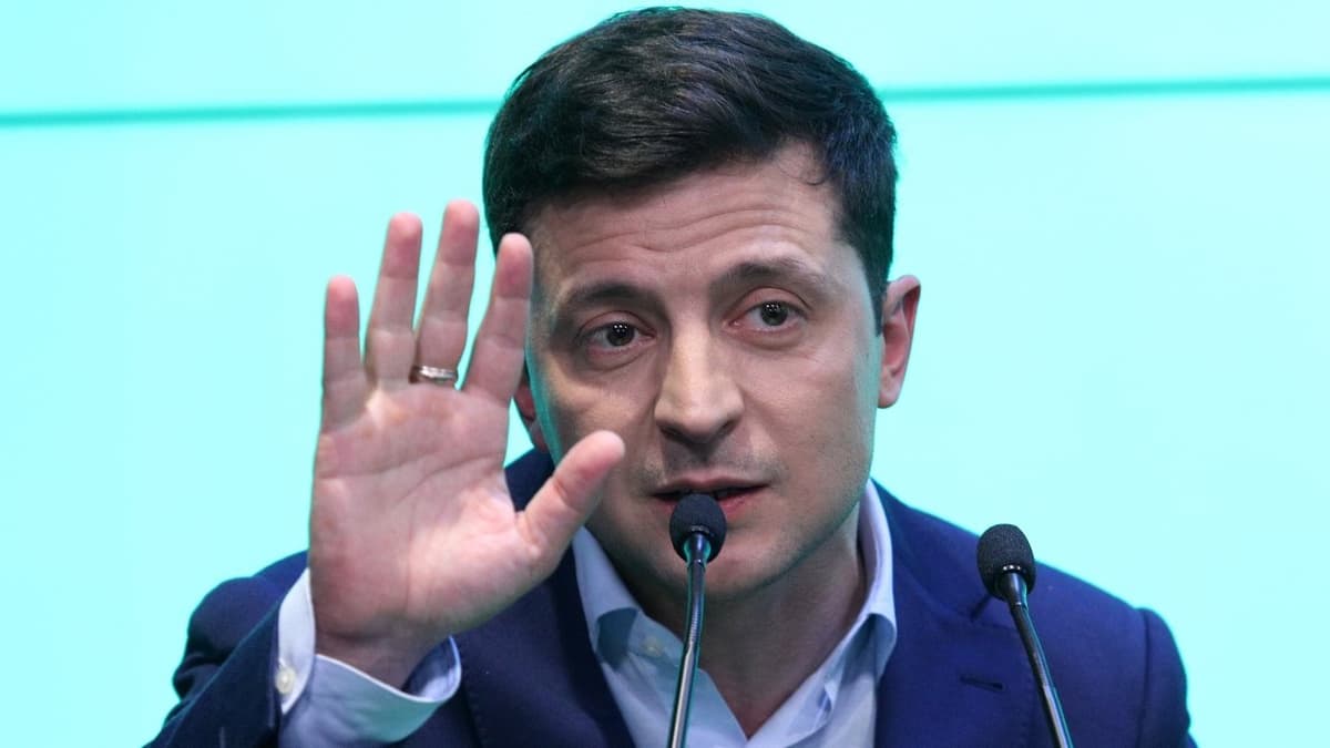 Zelenskiy Ukrainadagi eski hokimiyat tizimini «nokaut» qilishga va'da berdi 
