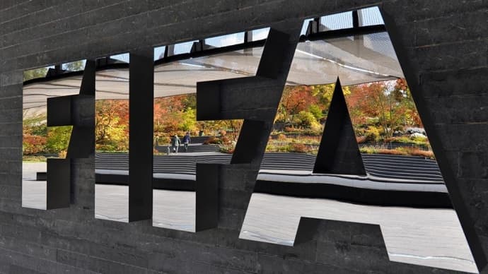 FIFA kelishilgan o‘yinlarda aybdor deb topilgan 9 nafar shaxsni futboldan chetlatdi