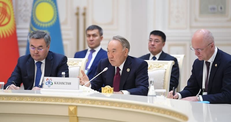 Nazarboyev Markaziy Osiyo kunini ta'sis etishni taklif qildi