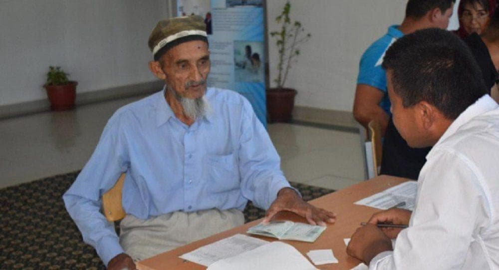 78 yoshli Mamatqul-bobo institutga o‘qishga kira olmadi