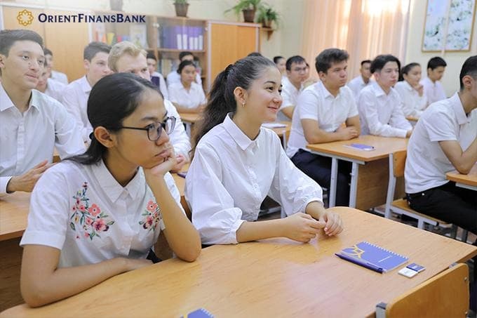 Birinchi o‘quv kunlarida «Oriyent Finans» Banki 71-maktab o‘quvchilari uchun tanishuv darsini o‘tkazdi
