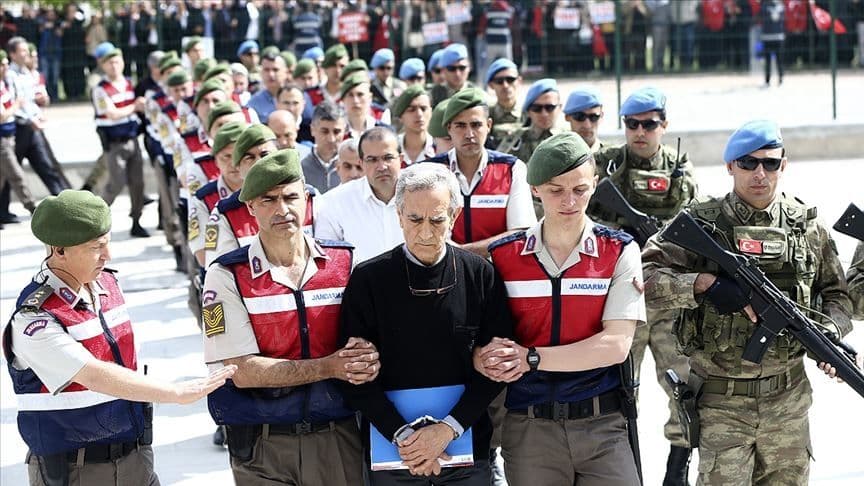 Turkiyada davlat to‘ntarishiga urinishda ayblanayotganlar sudi - 24 kishi umrbod qamoq jazosiga hukm qilindi