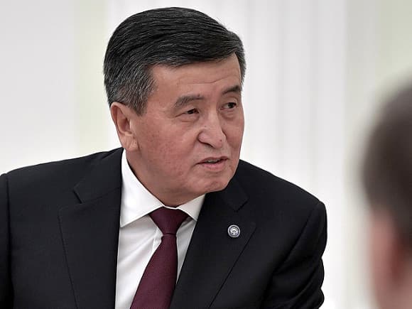 Сооронбай Жээнбеков Қирғизистондаги муаммоларда “мафия”ни айблади
