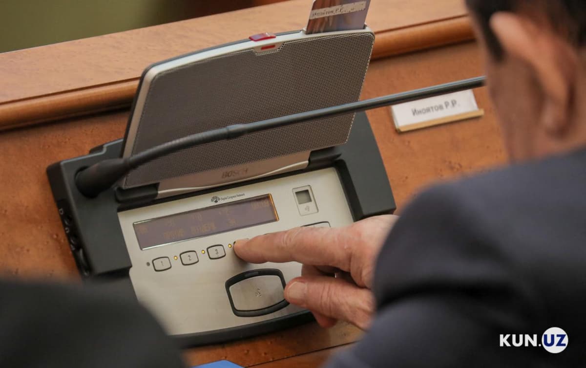 Senatorlar 3ta qonunni ma'qulladi