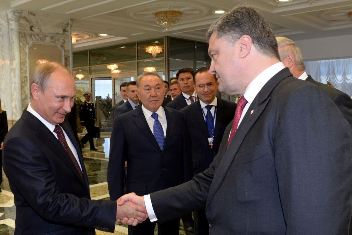 Poroshenko Putin bilan muzokaralar uchun shartni aytdi