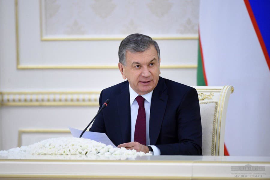 Prezident farmoni bilan bir guruh ayollar mukofotlandi (ro‘yxat)
