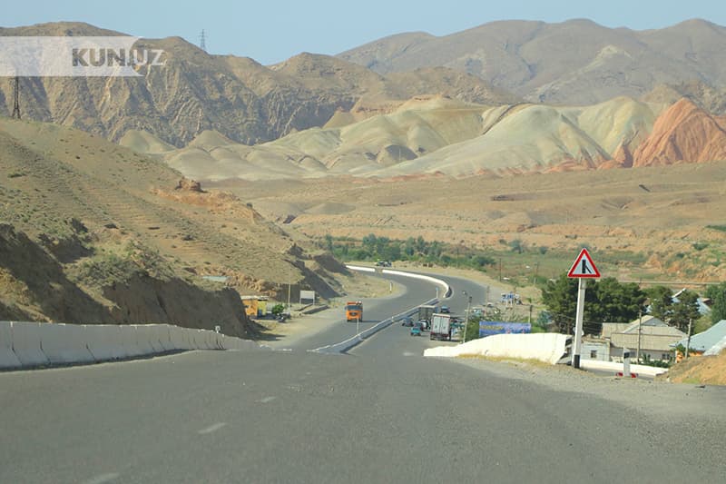 Ta'mirlanadigan aeroport, xorijdan reyslar, «Oltin uchburchak» va «Anor markazi»: prezident Surxondaryo bo‘yicha qaror qabul qiladi
