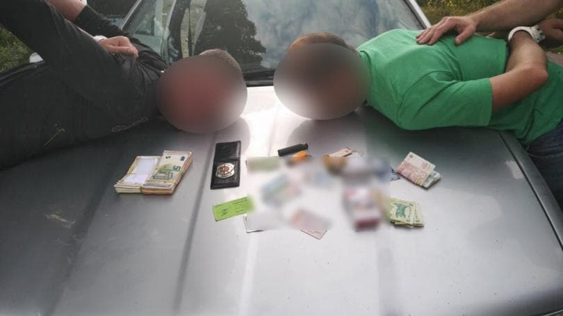 Moldovada o‘zbekistonliklarga YeI chegarasini noqonuniy ravishda kesib o‘tishda yordam bergan jinoiy guruh qo‘lga olindi